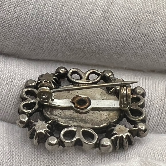 Vintage Faux Turquoise Filigree Silvertone Brooch Pin - Picture 14 of 15